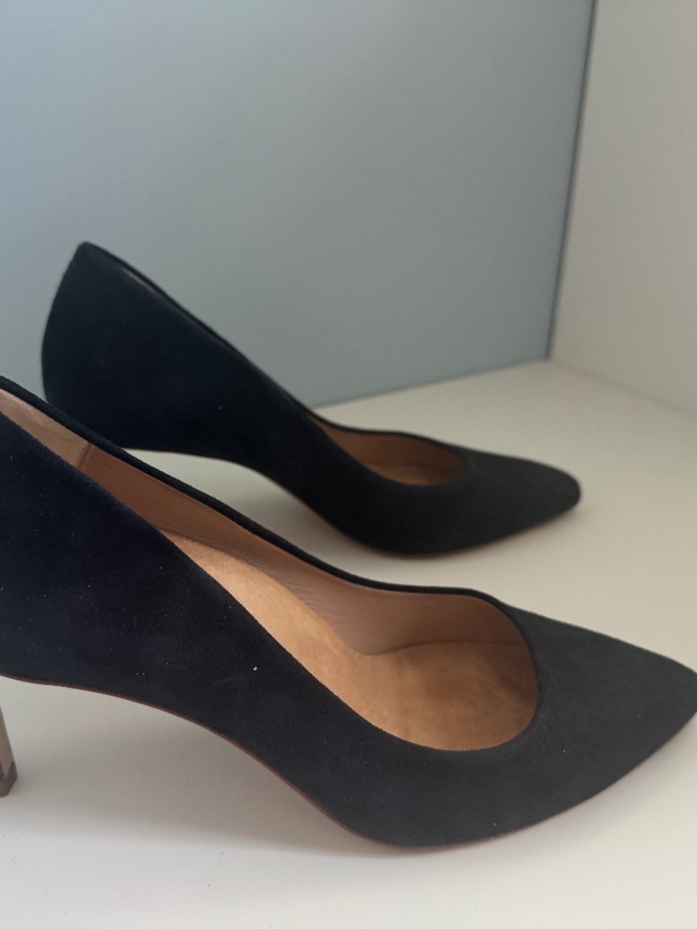 Inez Lola Pumps in Navy Suede - 7.5 Wide